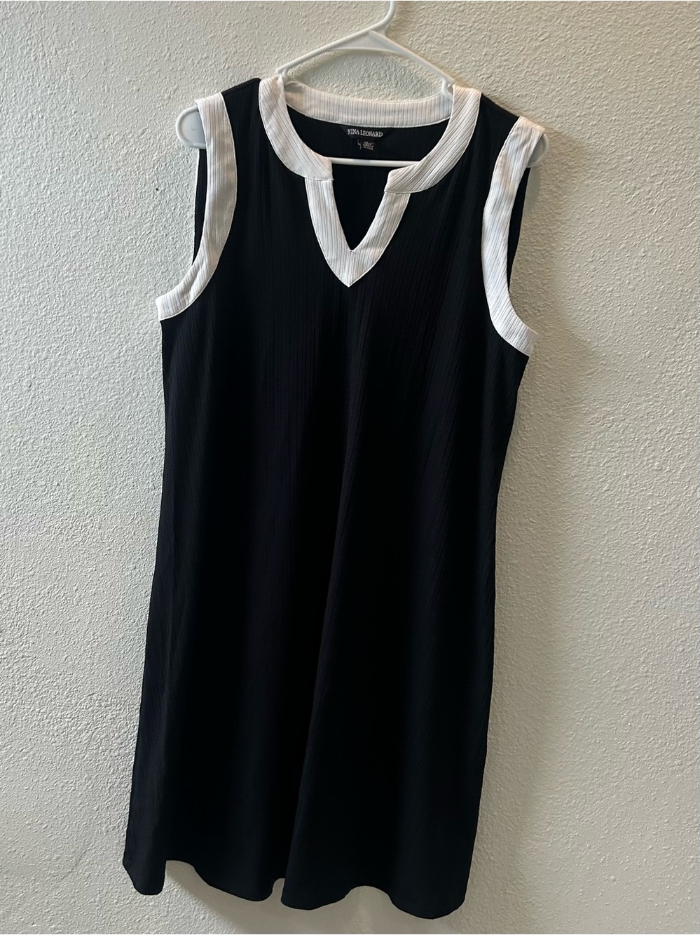 Nina Leonard Black Sleeveless Dress with White Trim